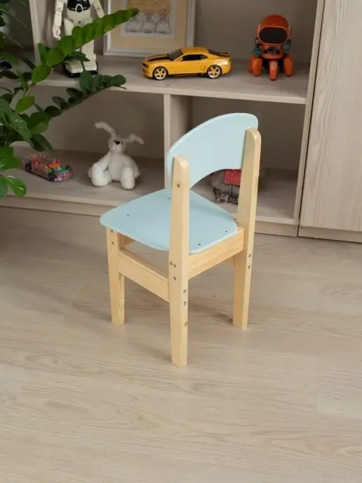 Деревянный стул для кормления