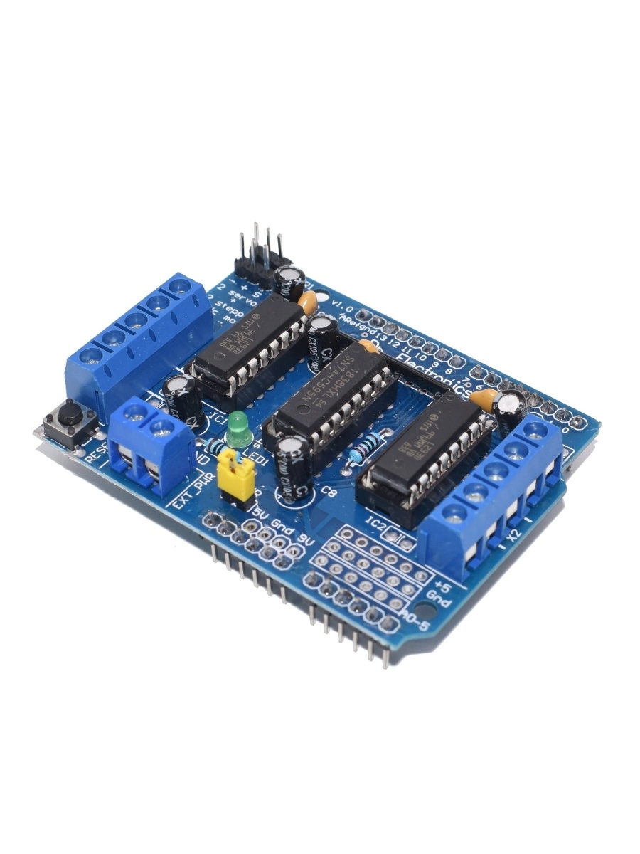 Плата motors. Connecting 4 DC Motors to l293d Shield Motor Driver.