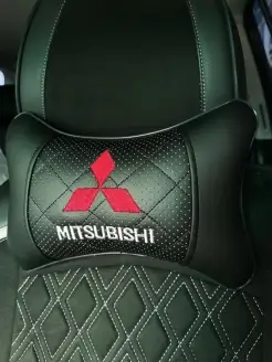 Автомобильная подушка под шею с вышивкой MITSUBISHI