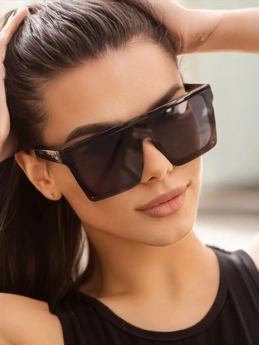 Модные солнцезащитные очки женщин в 20-х годах