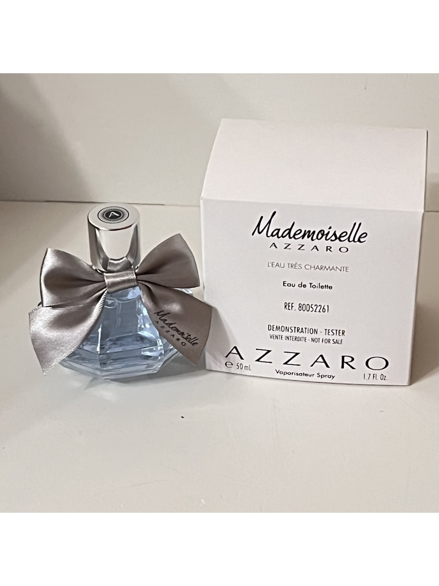 Azzaro mademoiselle l eau tres. Azzaro Mademoiselle тестер. Мадмуазель Аззаро голубой. Духи мадмуазель Azzaro голубые. Духи Mademoiselle Azzaro l'Eau tres Charmante.