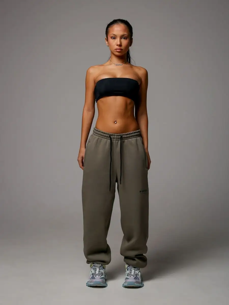 Брюки женские утепленные широкие штаны с начесом APRIL WINGS 99663455купить за 3 081 ₽ в интернет-магазине Wildberries