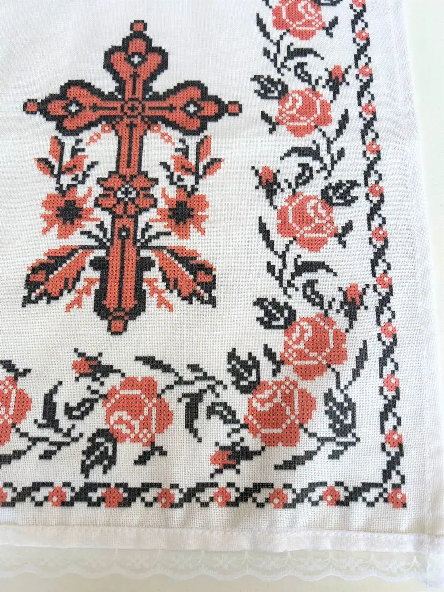 Шьём - вышиваем свадебный рушник